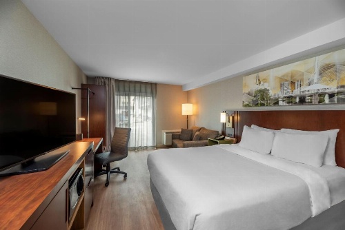 Comfort Inn Hamilton image 19