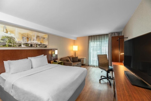 Comfort Inn Hamilton image 21