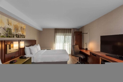 Comfort Inn Hamilton image 25